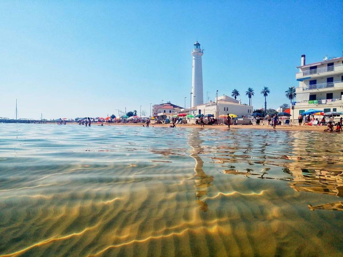 Апартаменти La Stella Di Montalbano Con Parcheggio Privato Пунта-Секка Екстер'єр фото